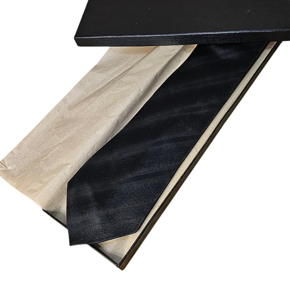 VAN HEUSEN TIE - Picture 10 of 11